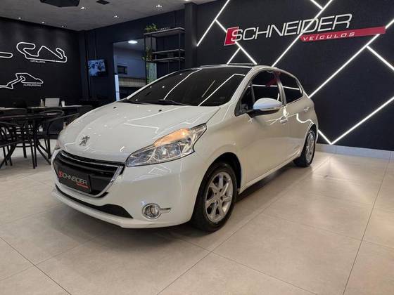 PEUGEOT 208 1.5 ALLURE 8V FLEX 4P MANUAL PEUGEOT 208 1.5 ALLURE 8V FLEX 4P MANUAL